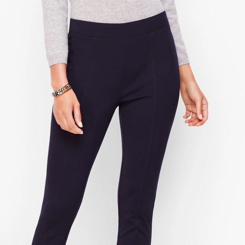 Talbots Women’s Petite Raised Front Seam Zip Hem Black SP